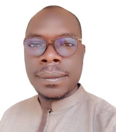 Pr Jean-Paul ABAKALAOU APISSIDI