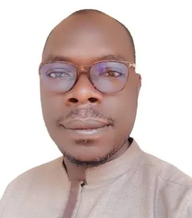 Pr Jean-Paul ABAKALAOU APISSIDI